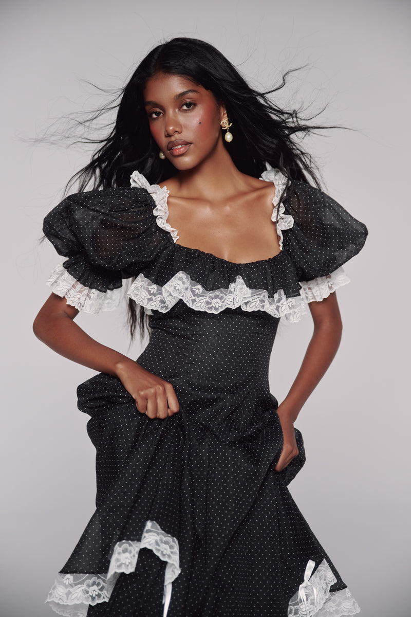 black selkie dress The Swinger Dream flower embroidery this mini dress features Size:52 (for waist size 56