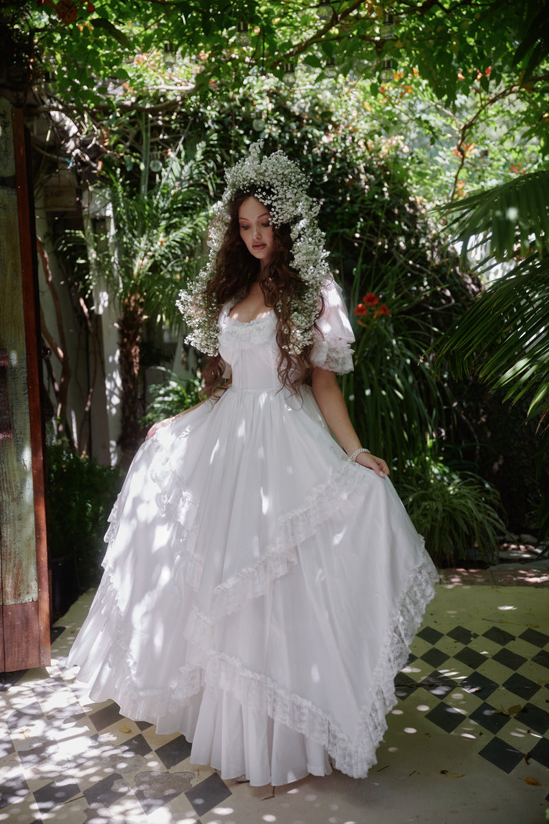 Selkie Women's Ivory Paper Cotton Gown with Satin Ribbon and Lace Trim, XXL