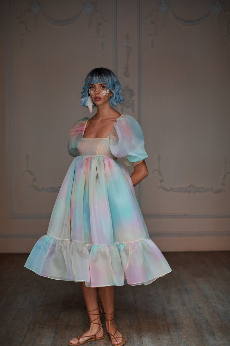 The Rainbow French Puff – Selkie