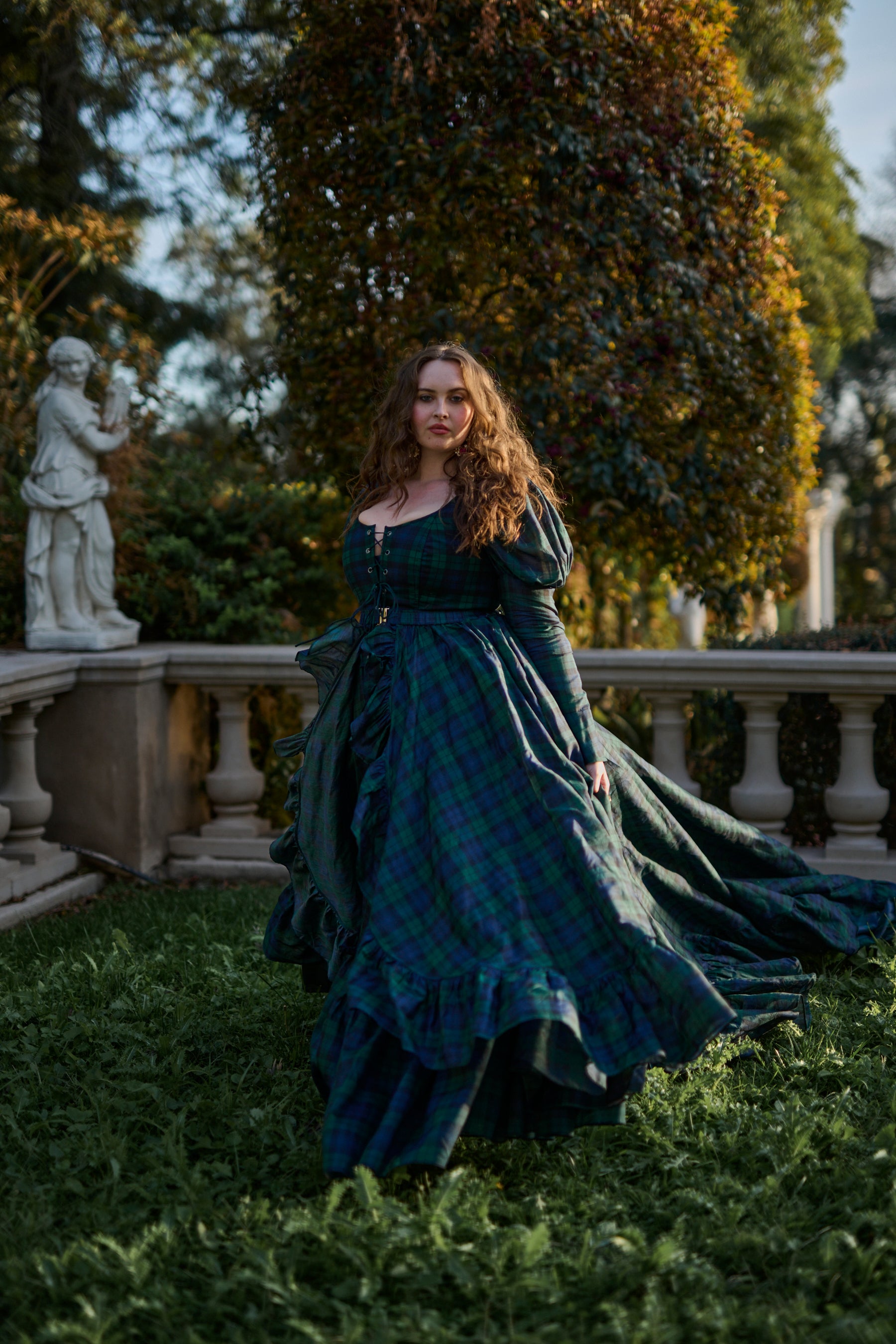 The Scotland Plaid Astronomers Gown – Selkie