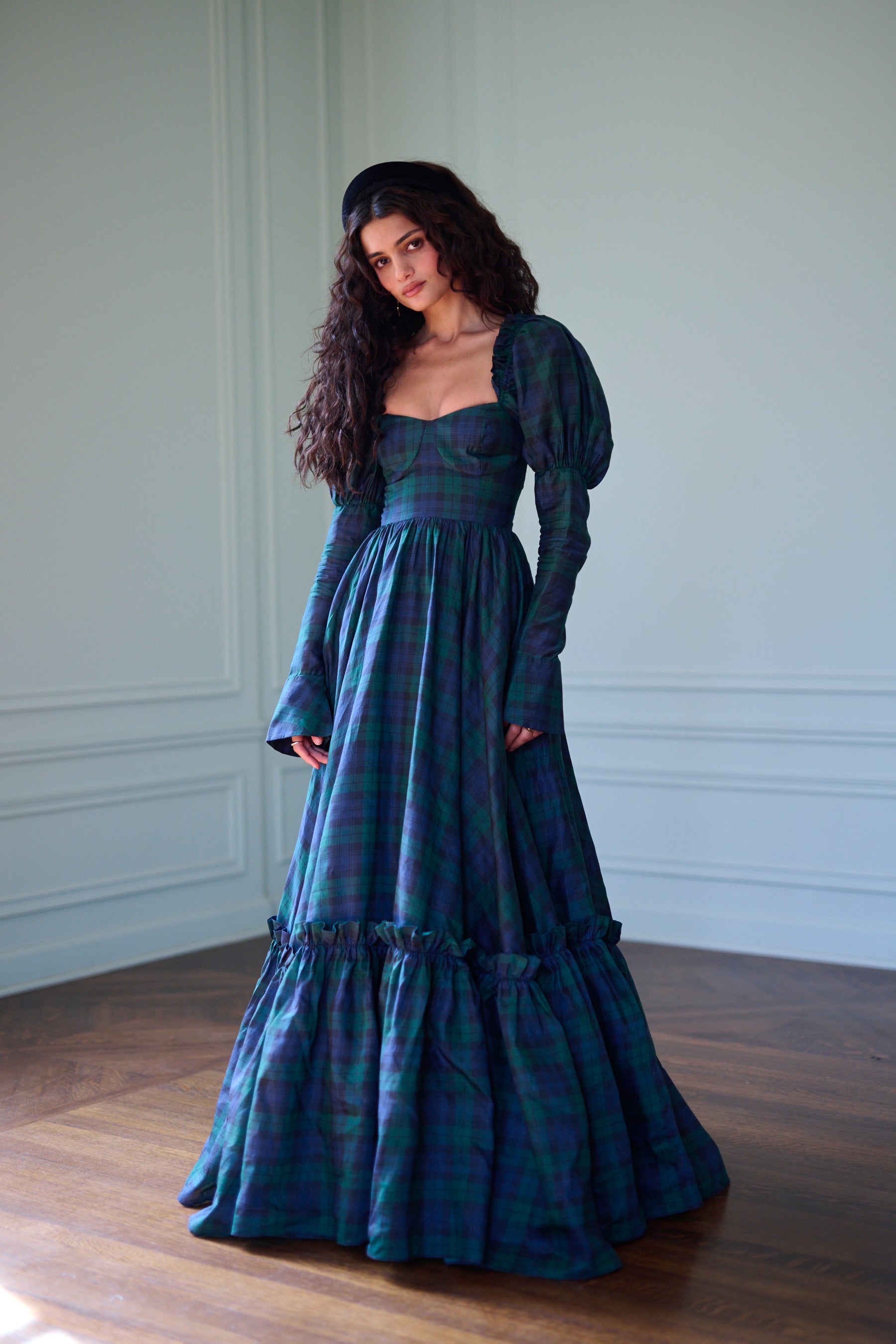 The Scotland Plaid Astronomers Gown – Selkie