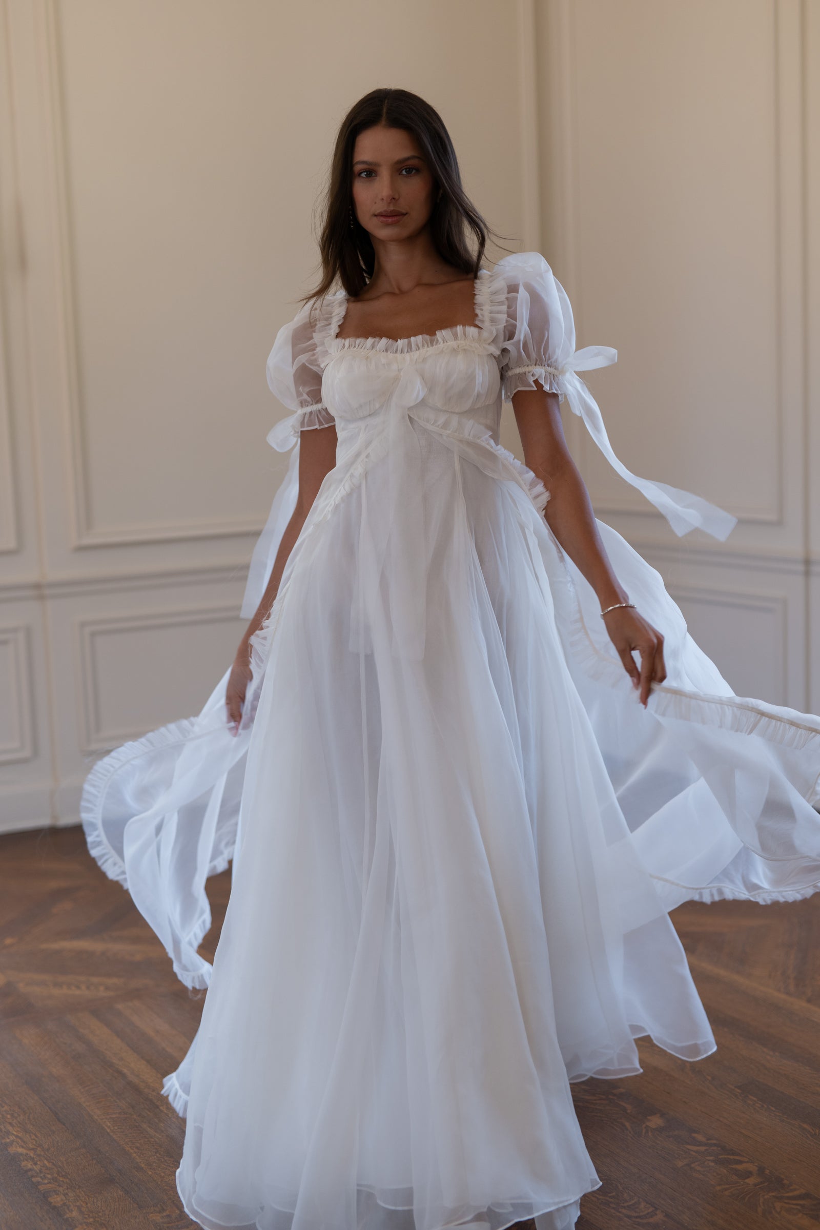 The Ivory Oracle Gown – Selkie