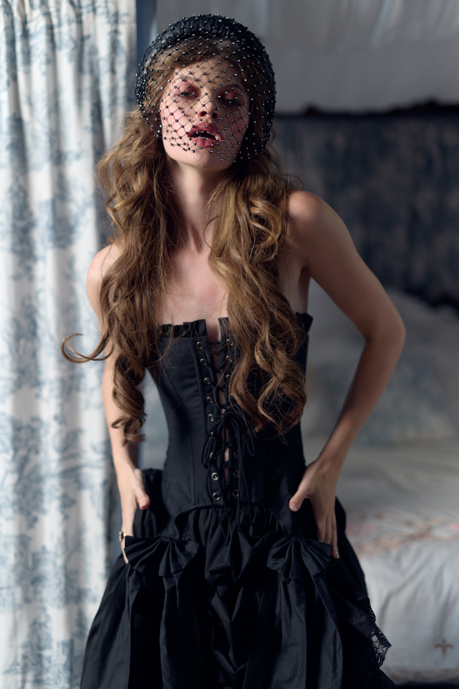 The Raven A La Mode Corset – Selkie